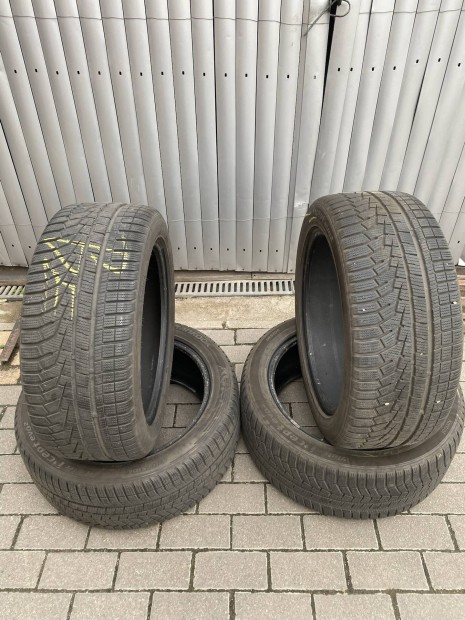 Hankook 245/45/18R icept evo 2 tli gumi 7mm-es