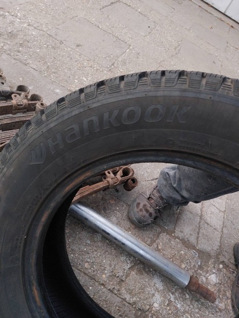 Hankook 75%-os gumi elad