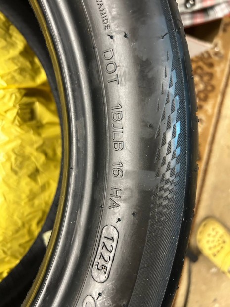 Hankook Ion Evo 4 db aut�gumi