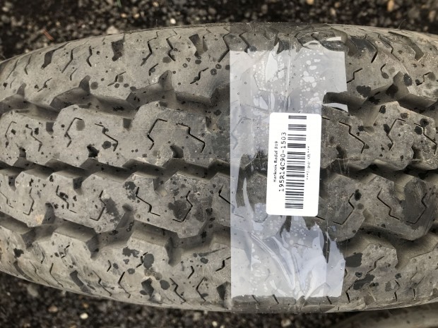 Hankook Radial 819 elad