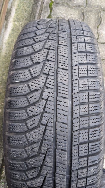 Hankook Tli gumi elad