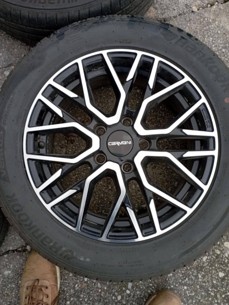 Hankook Ventus Prime 4 K135 205/55 R16 91V felnivel-kit�n� �llapotban