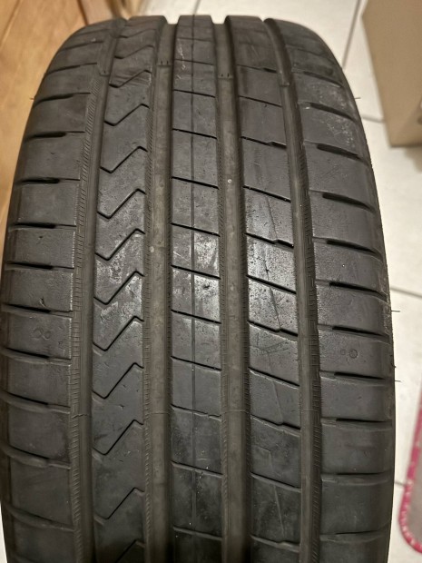 Hankook Ventus Prime 4  205/55/16  1 db ptlsnaki