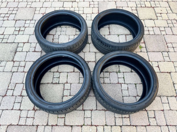 Hankook Ventus S1Evo3 Nyárigumi ZR20 245/35 95Y (újszerű)