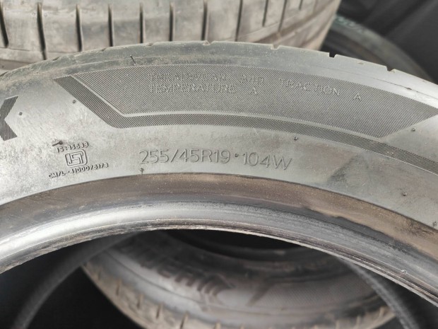 Hankook Ventus S1 Evo3 K127e EV T2  255/45 R19 104W DOT1525