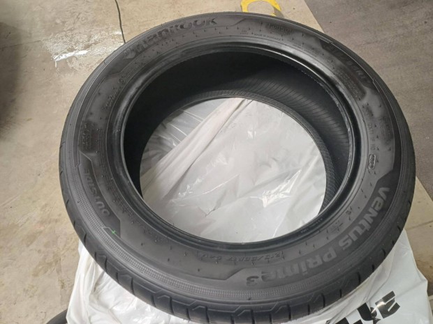 Hankook Ventus prime3 (DOT1525) 215/55 R17