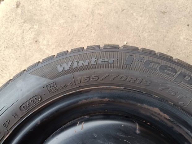 Hankook Winter I-cept 155/70R13 tligumi, felnire szerelve elad