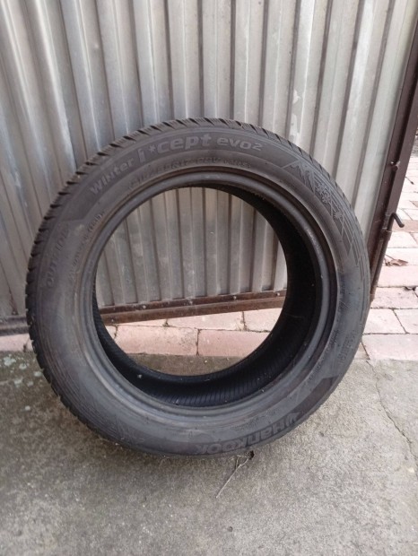 Hankook Winter I-cept Evo2 215/55 R17 tligumi, aut gumi, abroncs