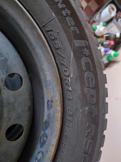 Hankook Winter I*cept RS2 165/70R14 19/21 gyártás felnivel