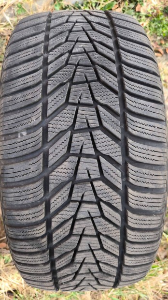Hankook Winter Icept Evo3 245/40R18 97V M+S