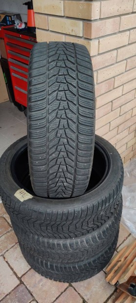 Hankook Winter Icept Evo 3 225/45 R18 tligumi szett