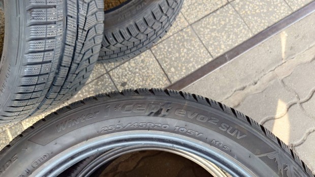 Hankook Winter Icept evo2 gumi szett (4 db) elad