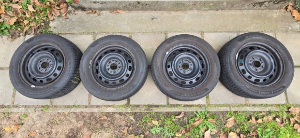 Hankook Winter i*cept evo2 tligumi 205/60 R16 + lemezfelni (4 db)