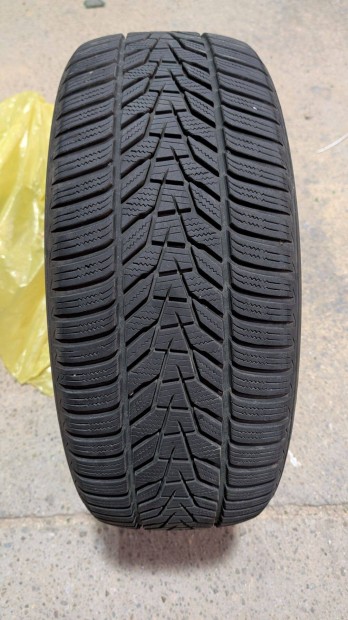 Hankook Winter icept evo2 235/50 R19 t�li gumi garnitu haszn�lt