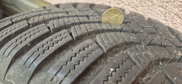 Hankook Winter icept rs2 téli gumi