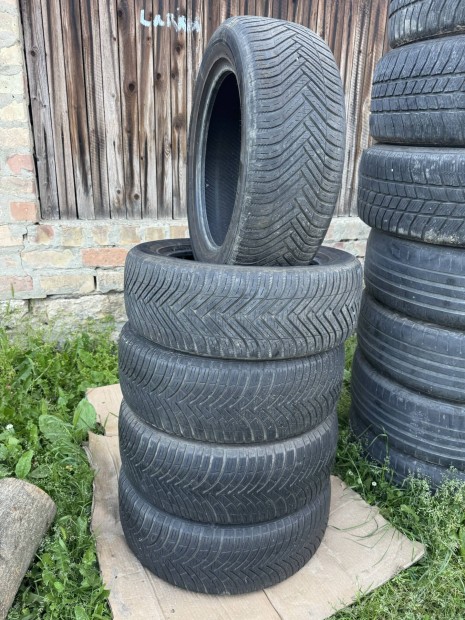 Hankook garnitúra négyévszakos 205/55R16 eladó