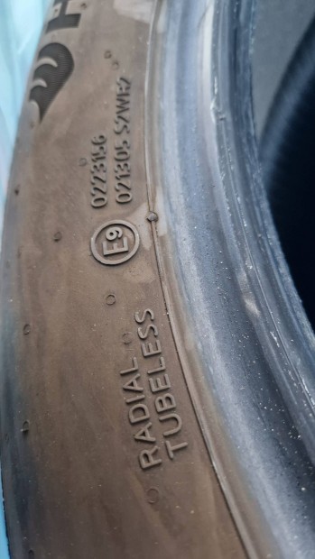 Hankook ion Evo 215/50 R19 97H gumi abroncs jszer allapotban, 4 db