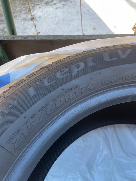 Hankook kisteher C tligumiszett 215/60 R17