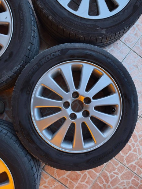Hankook ny�ri gumi 2021-es 205/55 r16 Volvo Ford felni
