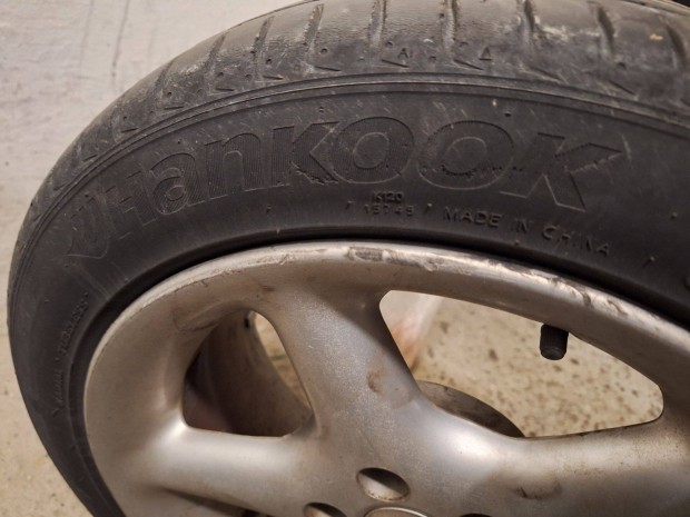 Hankook nyári gumi felnivel együtt eladó!