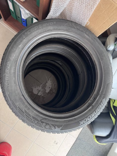 Hankook t�li gumi 205/55 R17