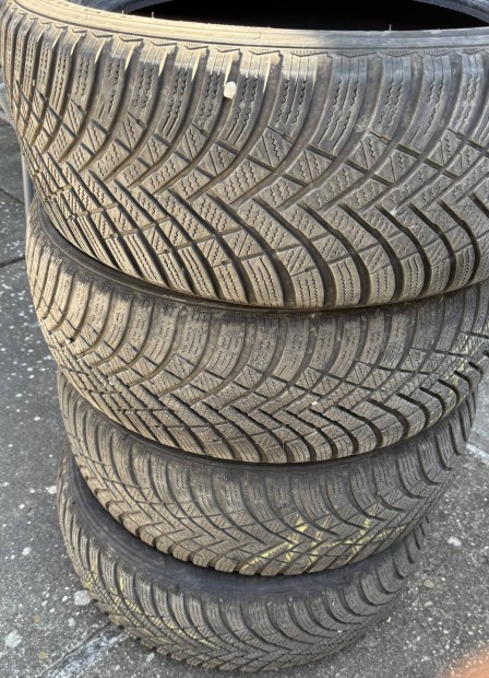 Hankook tli gumi