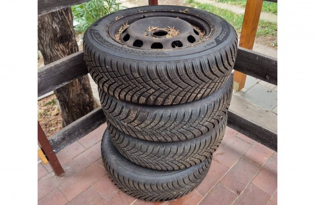 Hankook tli gumi szett 195 65 R15 DOT 1624 egy vet futott ford felni
