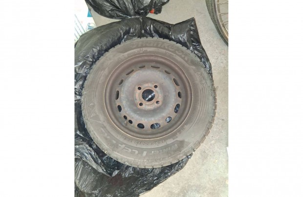 Hankook tligumi aclfelnin. 4 db. 155/80 R13