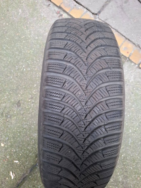 Hankook téligumi szett 9000ft/db eladó!