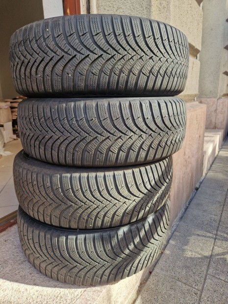 Hankook téligumi szett