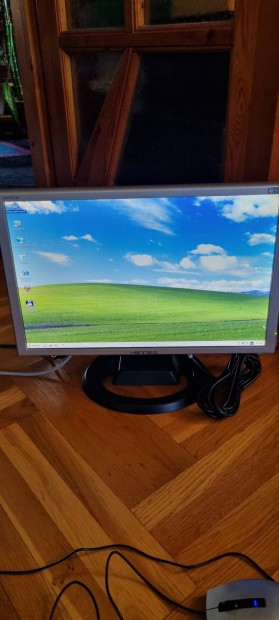 Hanns-G 19" 16-9-es monitor beptett hangszrval 