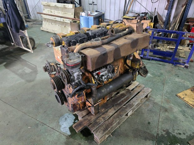 Hanomag 6 hengeres motor