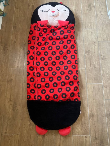 Happy Nappers h�l�zs�k �s p�rna egyben