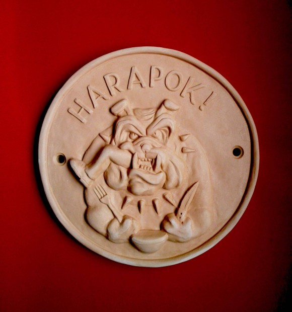 Harapós kutya tábla