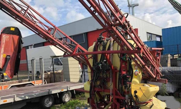 Hardi Master 1200 Literes Fggesztett Permetez, 21 Mteres Szrkeret