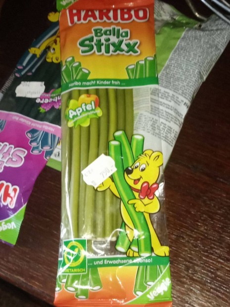 Haribo Balla Stixx Alma zselés rudak alma ízzel 170g