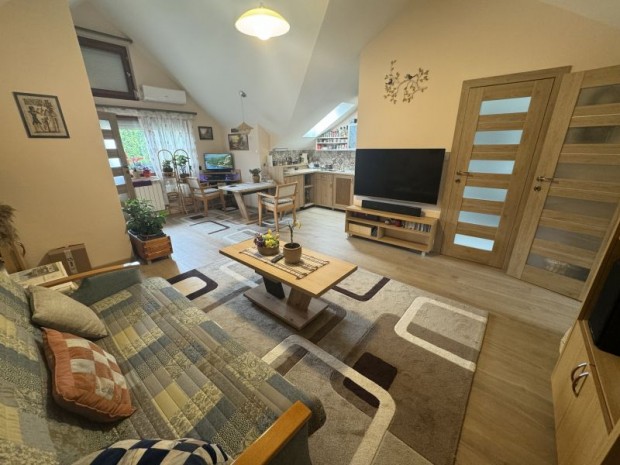 Harkányban 1 szobás 58 m2-es tégla lakás eladó!