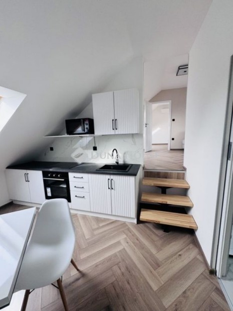 Hark�nyi 55 nm-es lak�s elad�