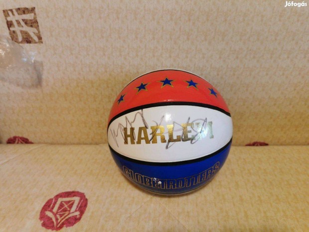 Harlem Globetrotters Dediklt Kosrlabda Class of 2002 Hall of Fame