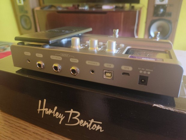 Harley Benton Dnafx Git gitár multieffekt