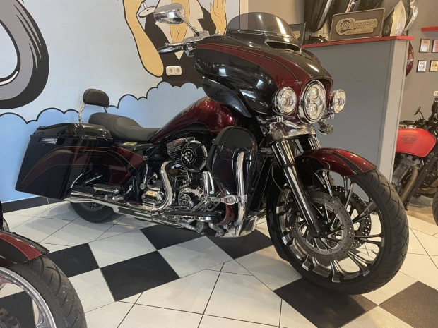 Harley-Davidson Electra Glide Ultra Limited Cvo...