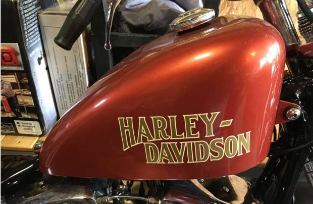 Harley-Davidson Spori tank