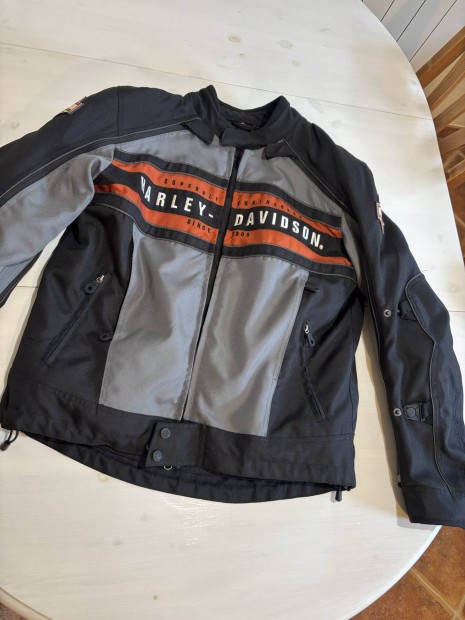 Harley Davidson kabát M es méretben
