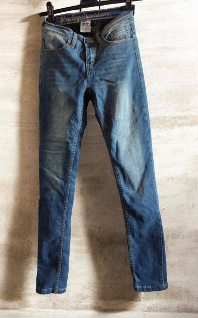 Harley Davidson n�i motoros farmer