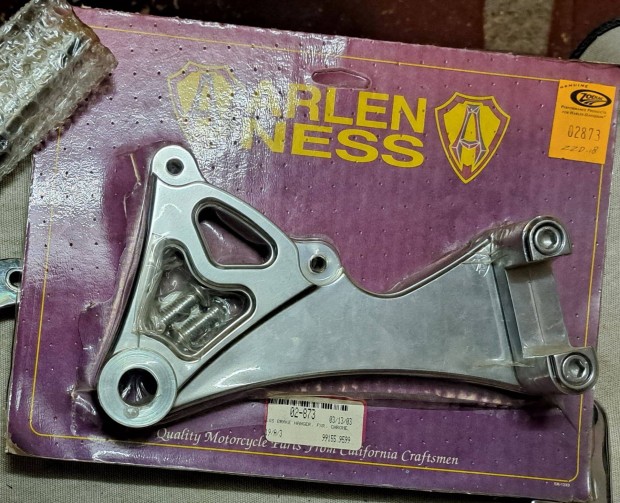 Harley - Davidson Arlen Ness féknyereg konzol