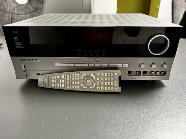 Harman/Kardon AVR 330