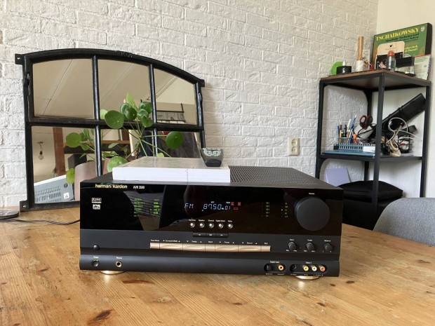 Harman Kardon AVR 3500 hzimozi erst eredeti dobozban, paprokkal