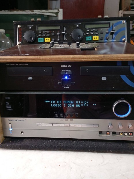 Harman -kardon erősitő +DJ szett egyben eladó