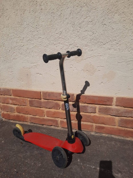 Háromkerekű gyerekroller