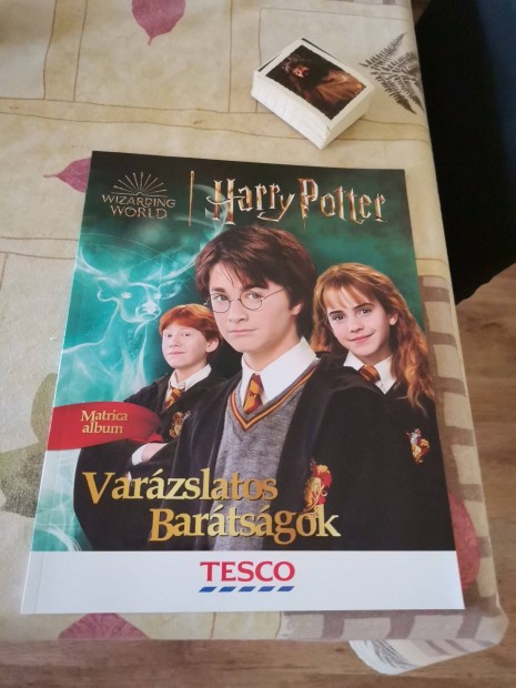 Harry Potter Varzslatos bartsgok album+ az sszes matrica